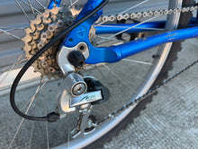 Load image into Gallery viewer, Schwinn MESA MTB 26” Wheel XL Frame