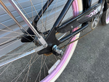 Load image into Gallery viewer, ELECTRA stream ride series “the Betty “