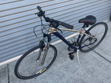 Load image into Gallery viewer, Specialized Crosstrail Hybrid 26”
