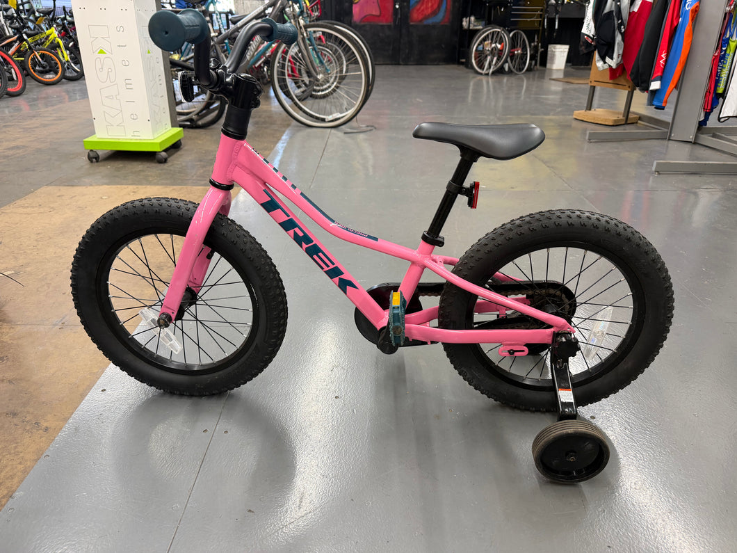 TREK Precaliber Kid's 16” bike + training wheels – The Pedal Factory