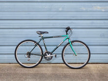 Load image into Gallery viewer, Trek commuter