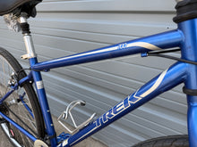 Load image into Gallery viewer, Trek 700 Hybrid Large