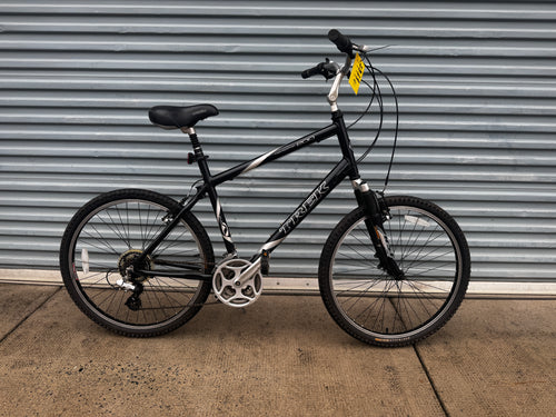 Trek Navigator 200