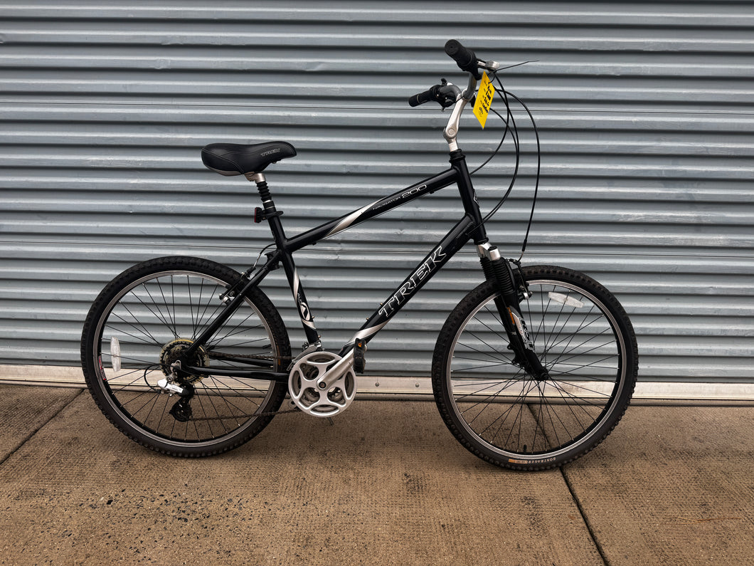 Trek Navigator 200
