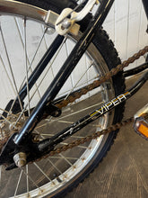 Load image into Gallery viewer, Vintage 1986 Diamondback Viper