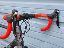 Load image into Gallery viewer, Kestrel Road Bike