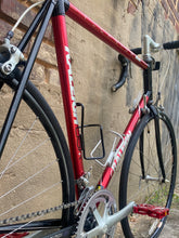 Load image into Gallery viewer, Raleigh road bike