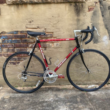 Load image into Gallery viewer, Raleigh road bike